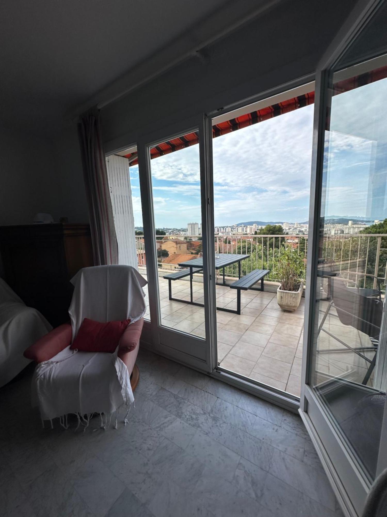 T4 Avec Terrasse Et Garage Prive Apartman Toulon Kültér fotó