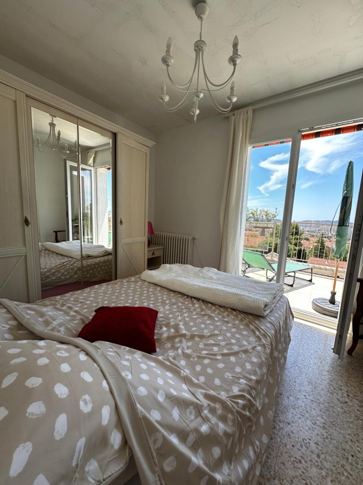 T4 Avec Terrasse Et Garage Prive Apartman Toulon Kültér fotó